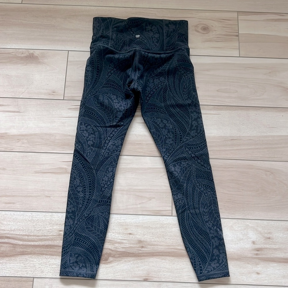 EUC Athleta Paisley Leggings